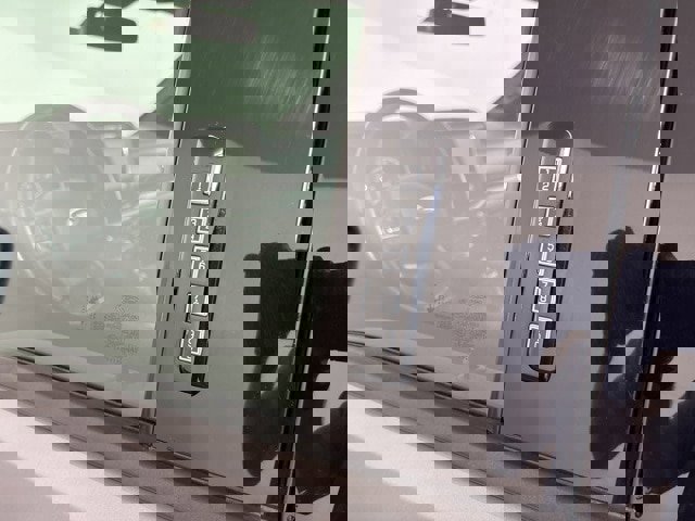 Certified 2021 Ford F150 XLT w/ Equipment Group 302A High image 33