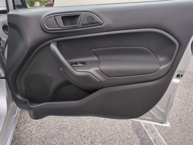 Certified 2018 Ford Fiesta SE FWD image 32