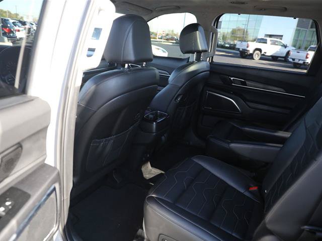 Used 2022 Kia Telluride SX w/ SX Prestige Package AWD/4WD image 25