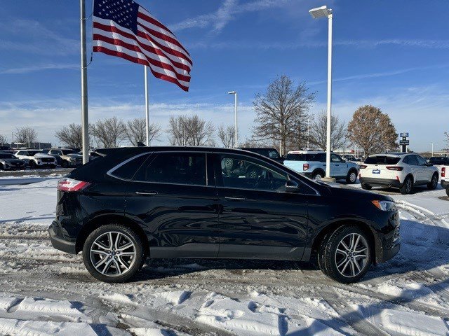 Certified 2022 Ford Edge Titanium image 10