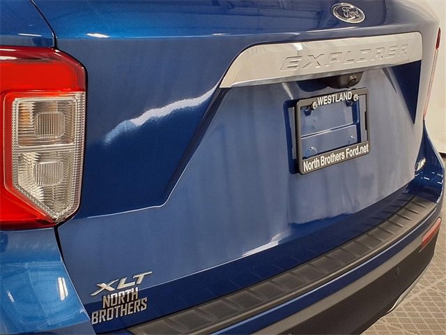 Certified 2023 Ford Explorer XLT w/ Equipment Group 202A image 30