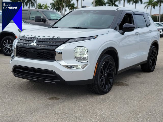 Used 2023 Mitsubishi Outlander SE