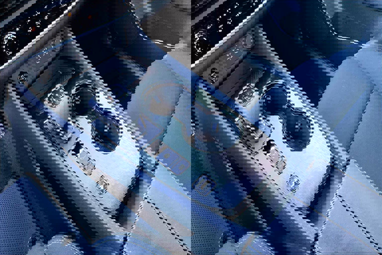 Used 2024 Nissan Rogue S image 17