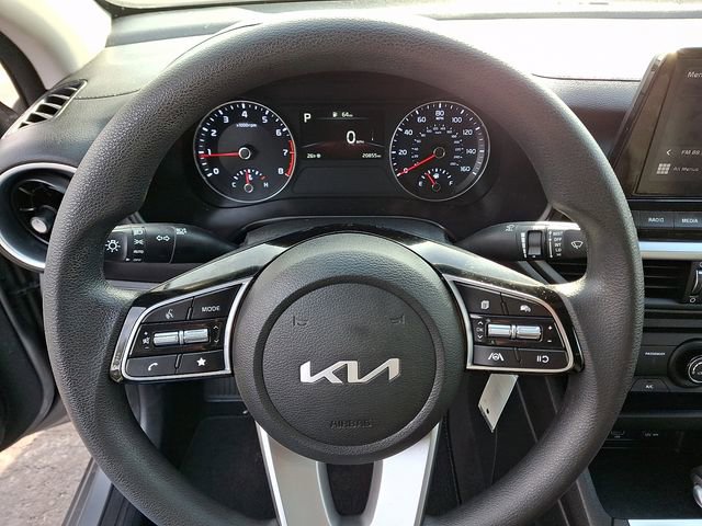 Used 2023 Kia Forte LXS image 21