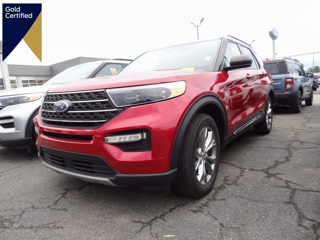 Certified 2022 Ford Explorer XLT w/ Equipment Group 202A image 1