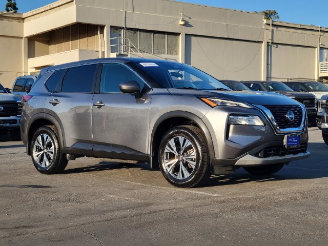 Used 2023 Nissan Rogue SV FWD image 32