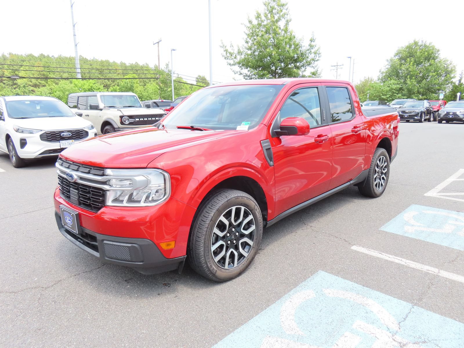 Certified 2023 Ford Maverick Lariat w/ Lariat Luxury Package AWD/4WD image 3