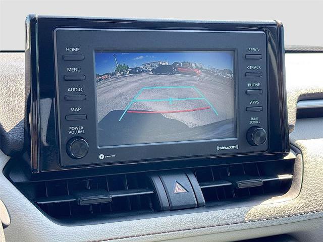 Used 2021 Toyota RAV4 XLE w/ Convenience Package FWD image 14