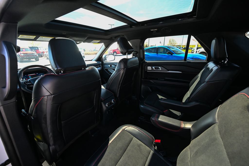 Certified 2025 Ford Explorer ST AWD/4WD image 22