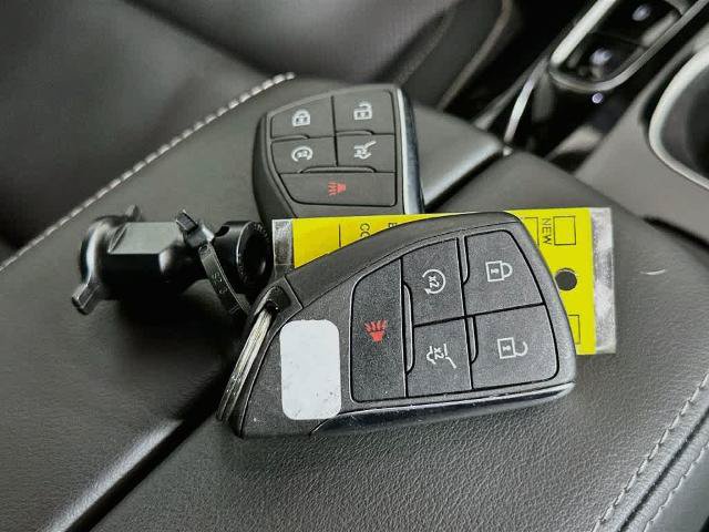 Used 2023 Buick Envision Essence FWD image 22