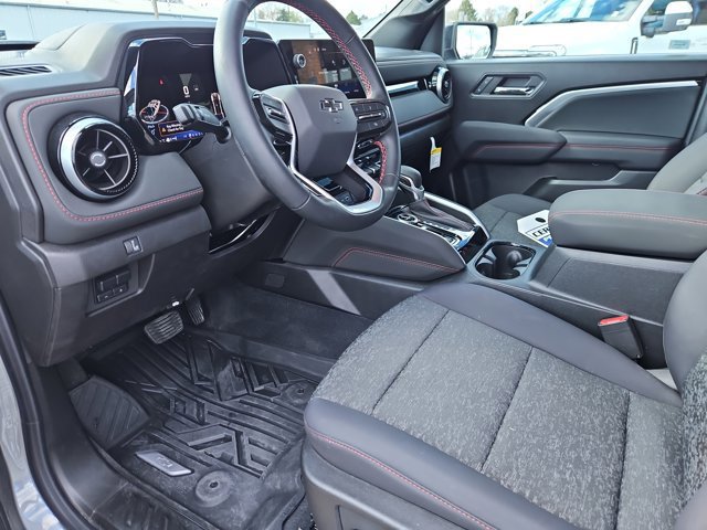 Used 2024 Chevrolet Colorado Z71 w/ LPO, Dark Essentials Package image 10