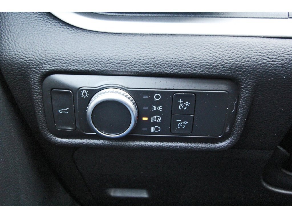 Certified 2022 Ford Explorer XLT RWD image 19