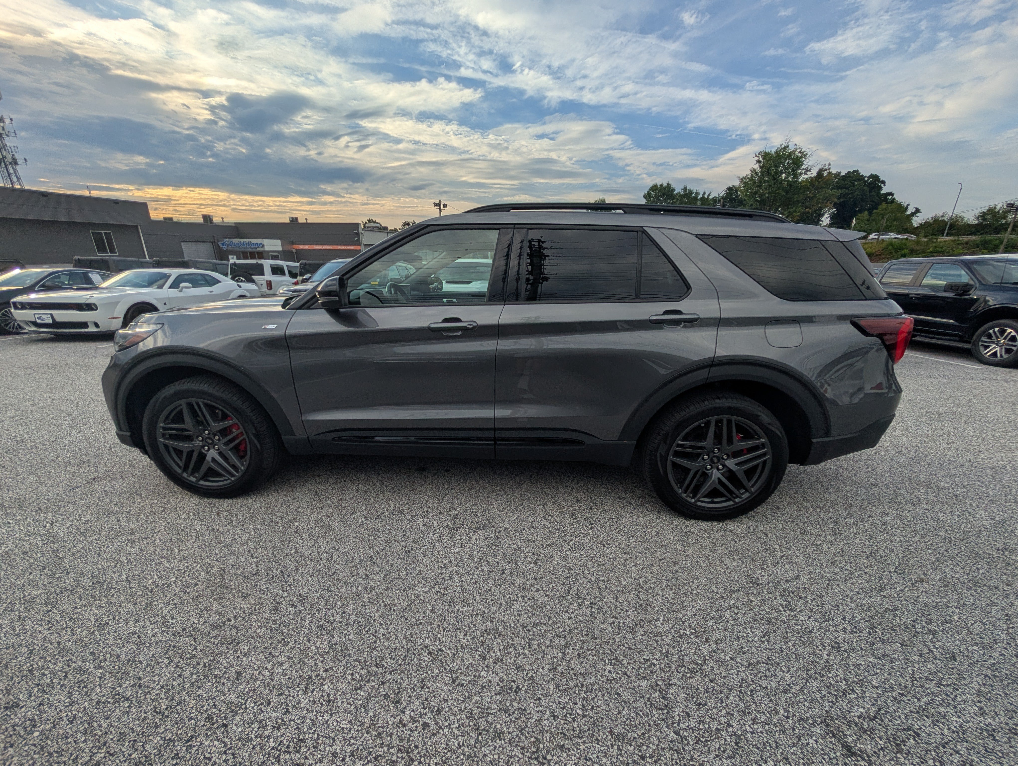 Certified 2025 Ford Explorer ST-Line w/ ST-Line Street Pack AWD/4WD image 3