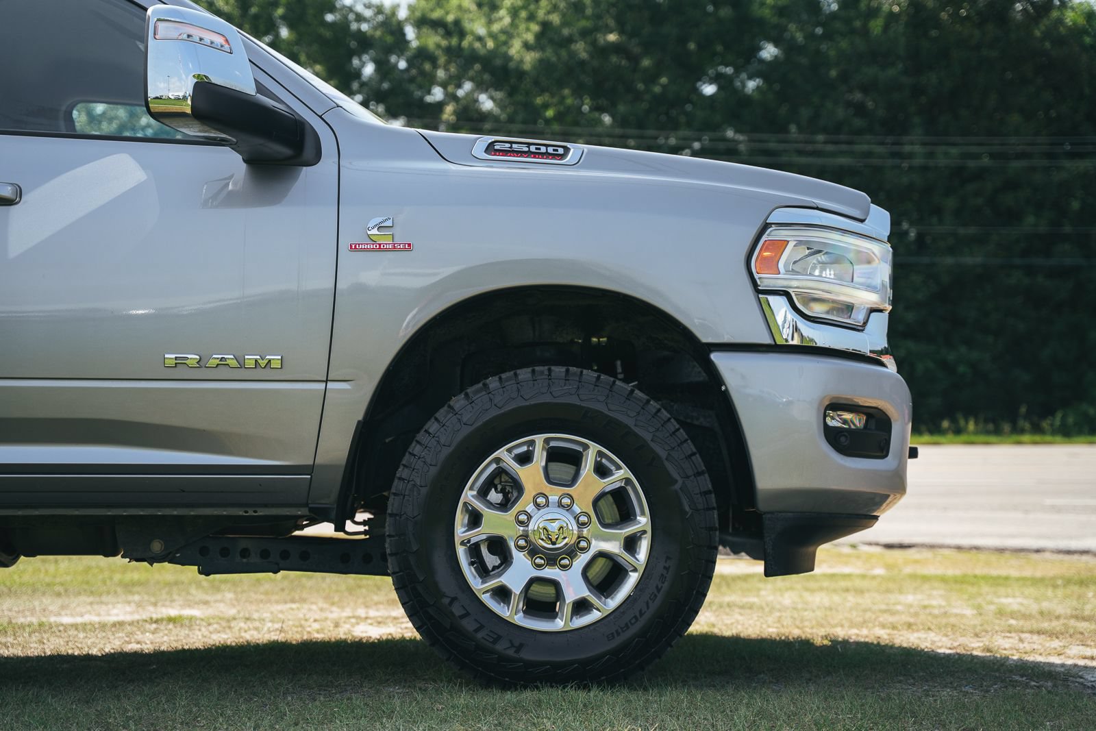 Used 2024 RAM 2500 Laramie w/ Safety Group AWD/4WD image 9