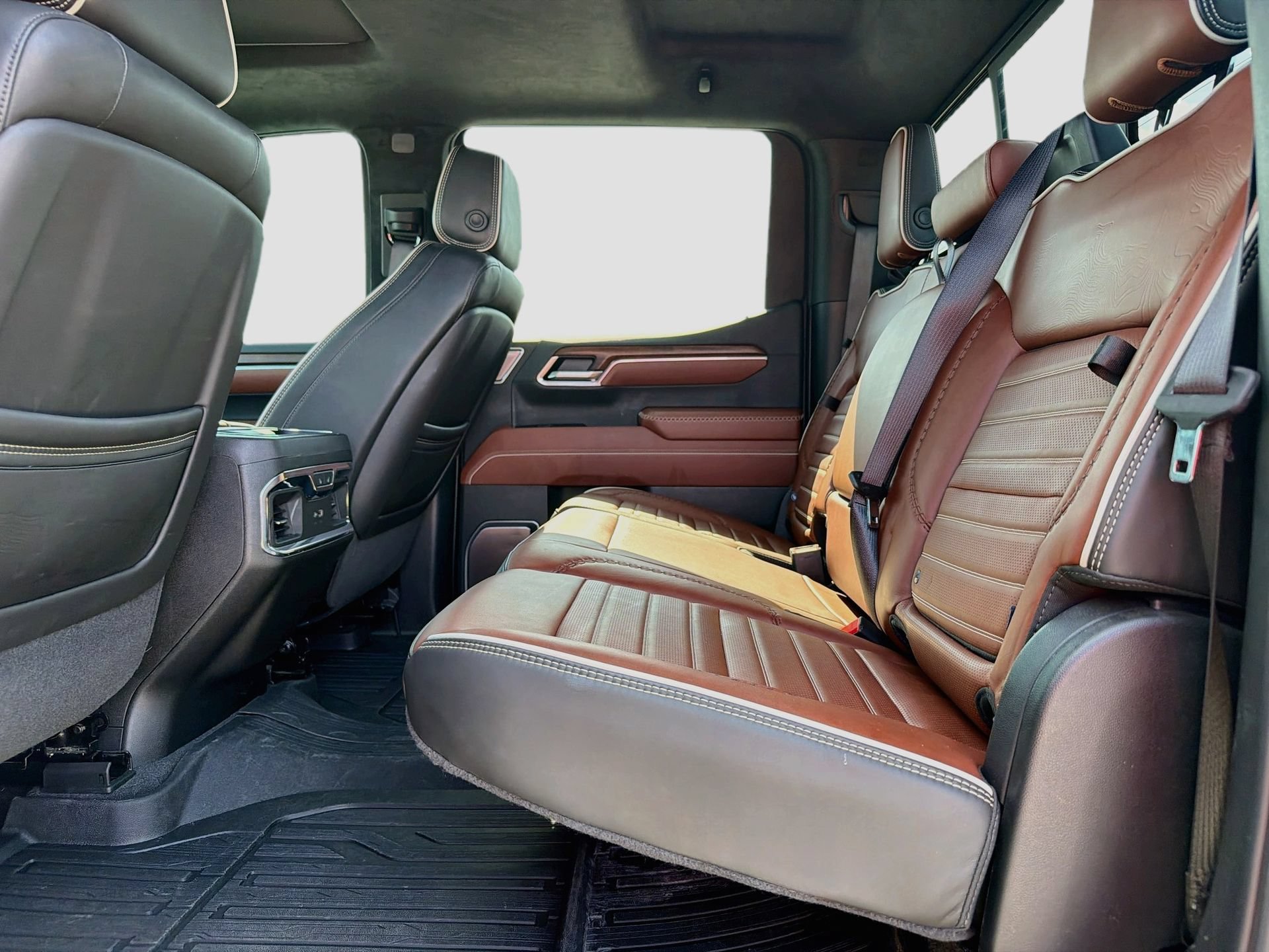 Used 2025 GMC Sierra 1500 Denali Ultimate AWD/4WD image 31