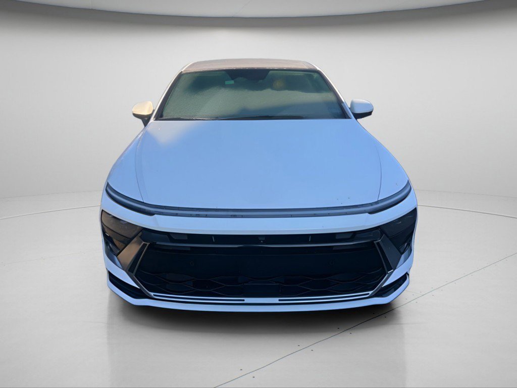 Used 2024 Hyundai Sonata Limited image 2