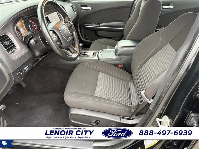 Used 2023 Dodge Charger SXT image 10