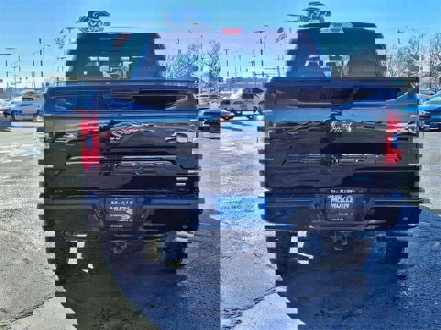 Certified 2018 Ford F150 XLT w/ Equipment Group 302A Luxury image 4