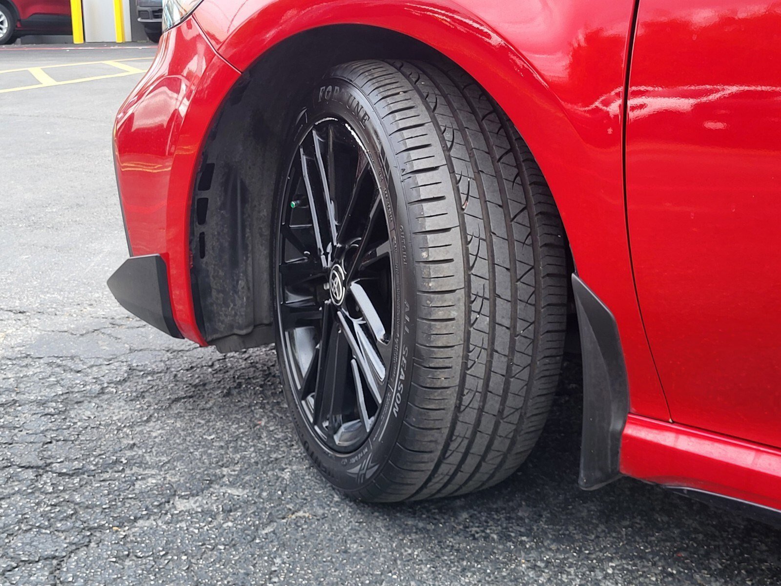 Used 2025 Toyota Camry SE w/ Convenience Package image 33