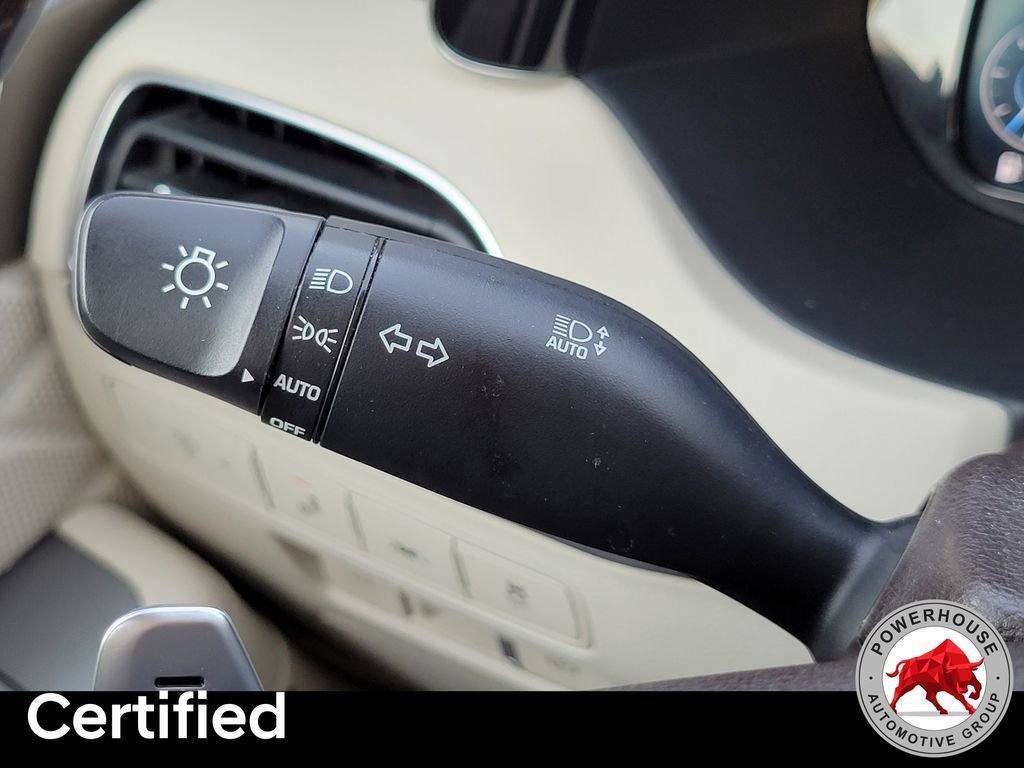 Used 2020 Hyundai Palisade Limited w/ Winter Weather Package image 33