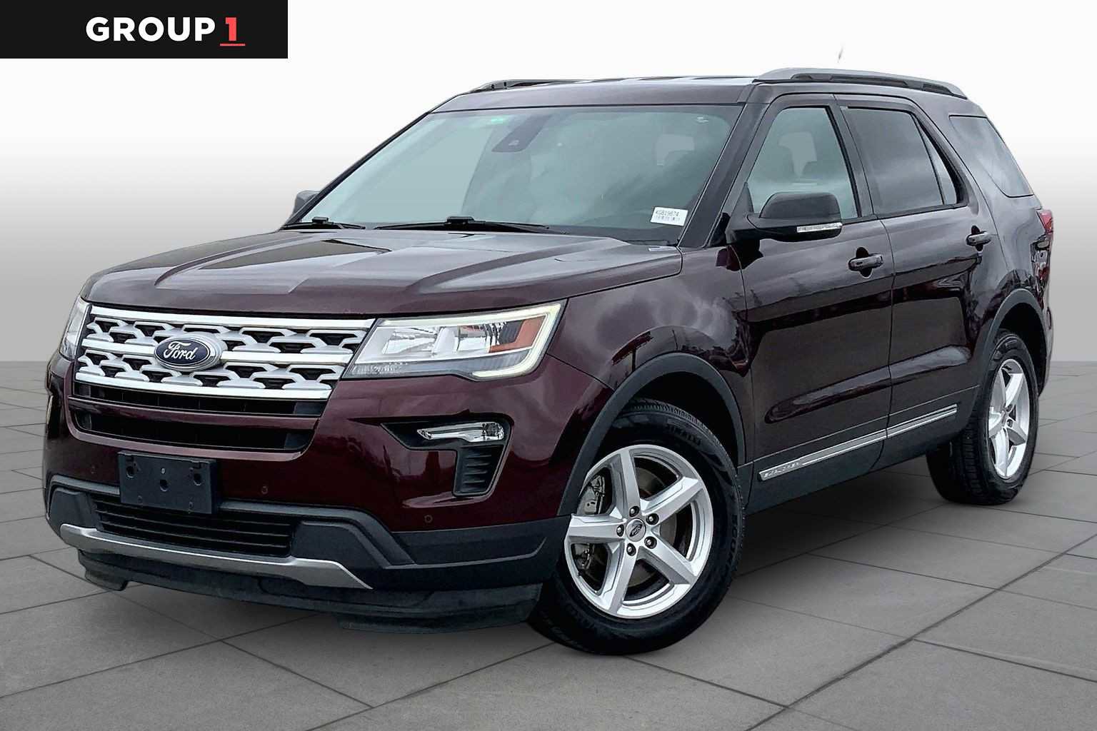 Certified 2019 Ford Explorer XLT w/ Equipment Group 202A FWD image 1
