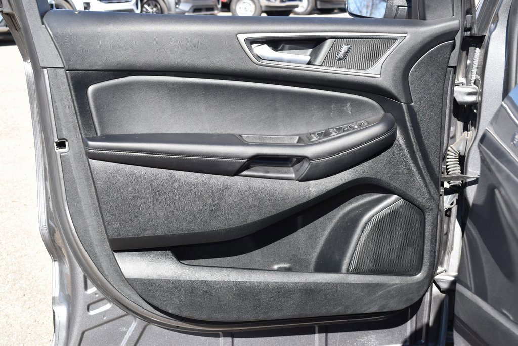 Certified 2022 Ford Edge SEL w/ Convenience Package image 8