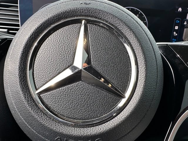Used 2025 Mercedes-Benz GLE 350 4MATIC image 30