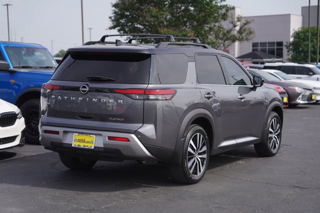Used 2024 Nissan Pathfinder Platinum FWD image 6