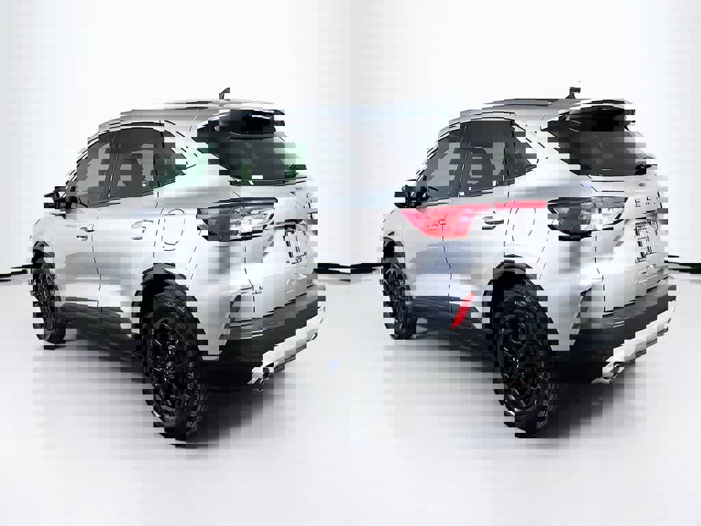 Certified 2022 Ford Escape SE image 4