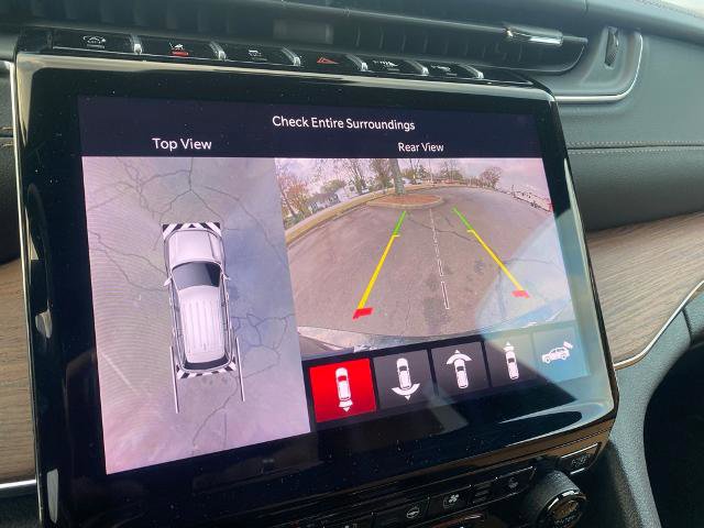 Used 2024 Jeep Grand Cherokee Summit image 21