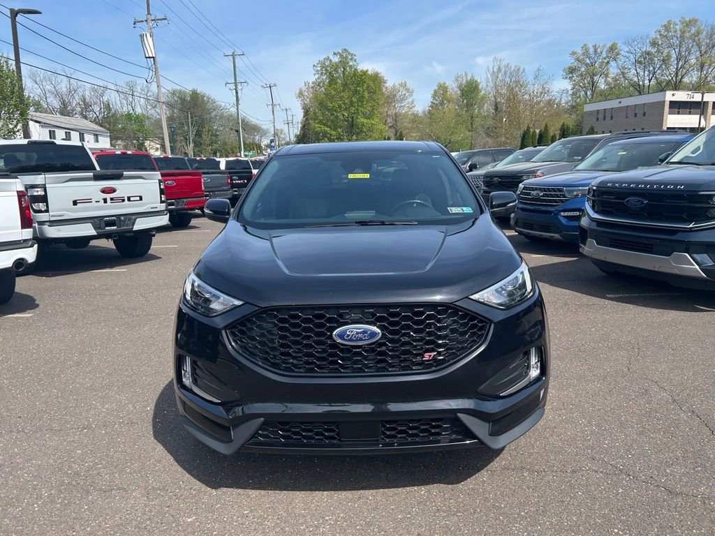 Certified 2022 Ford Edge ST AWD/4WD image 2