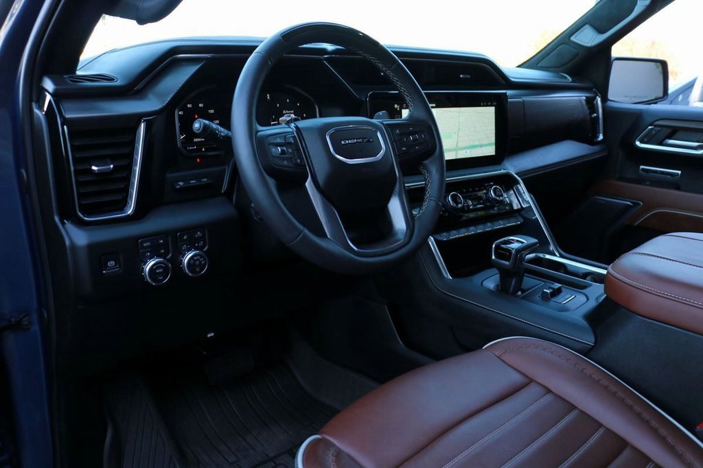 Used 2025 GMC Sierra 1500 Denali Ultimate image 24