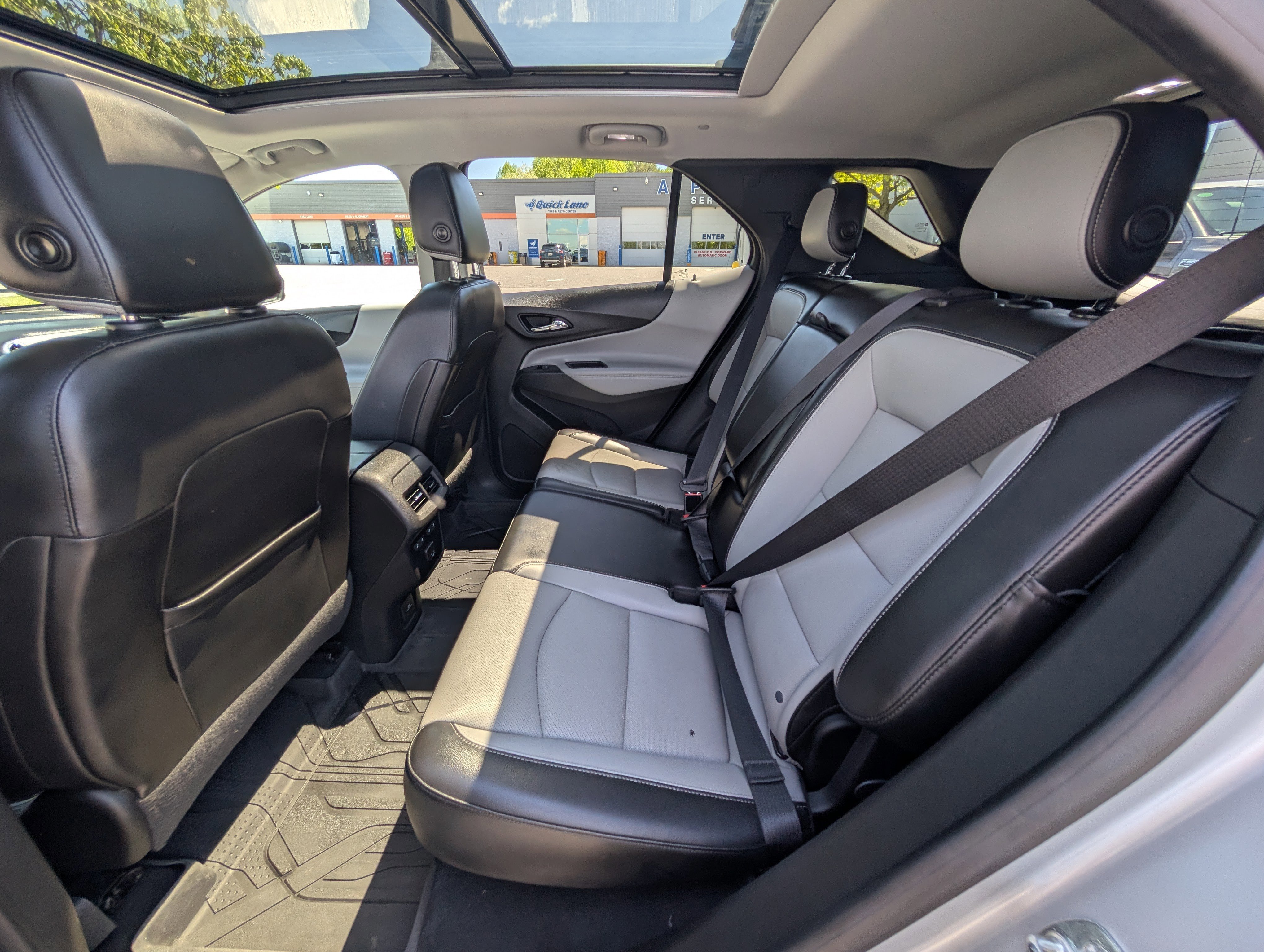 Used 2019 Chevrolet Equinox Premier AWD/4WD image 14