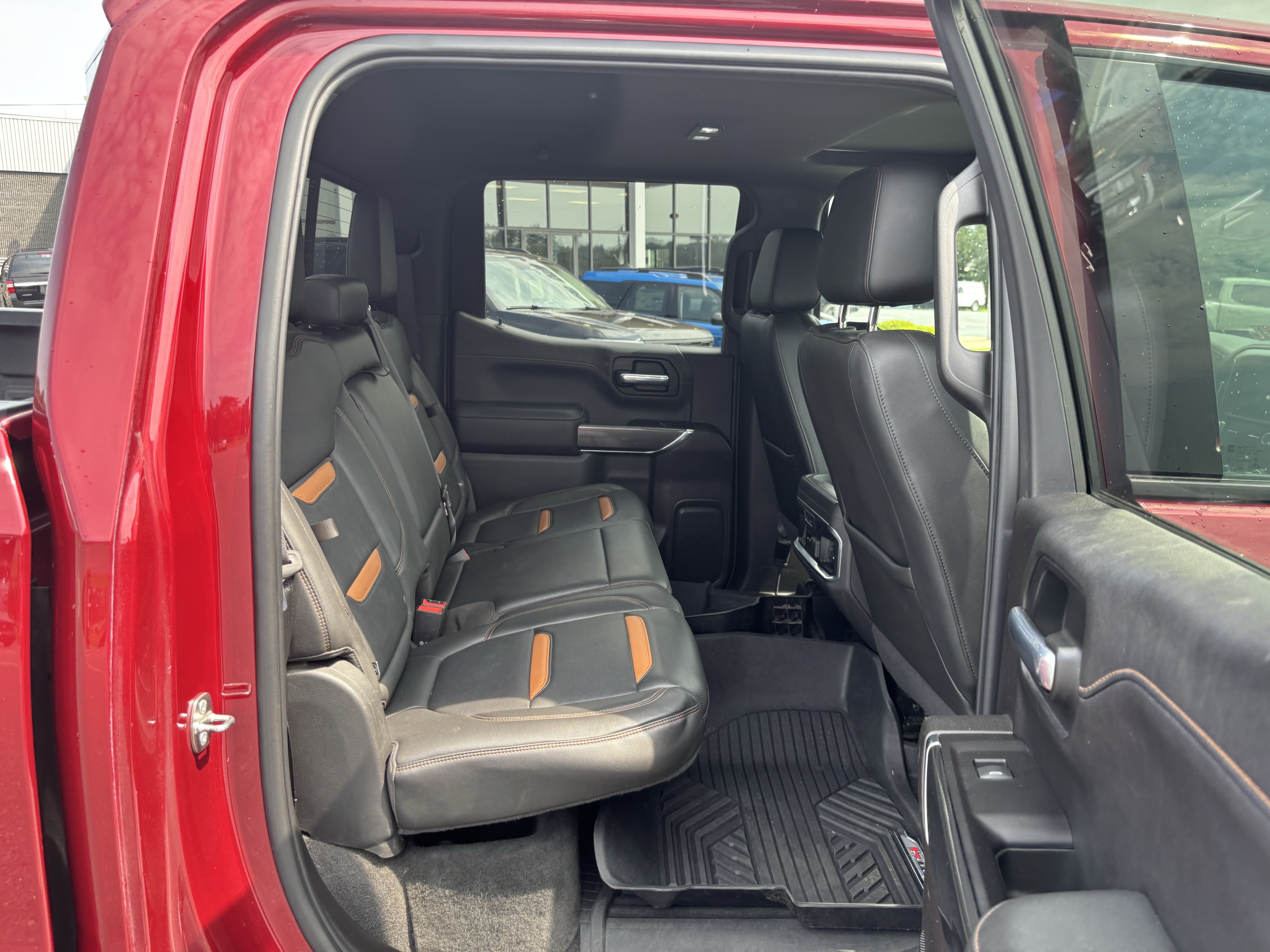 Used 2020 GMC Sierra 1500 AT4 w/ AT4 Premium Package AWD/4WD image 41