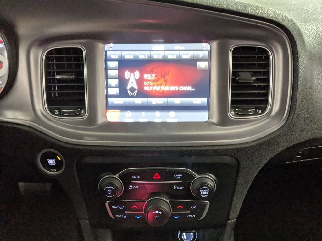 Used 2023 Dodge Charger SXT image 8