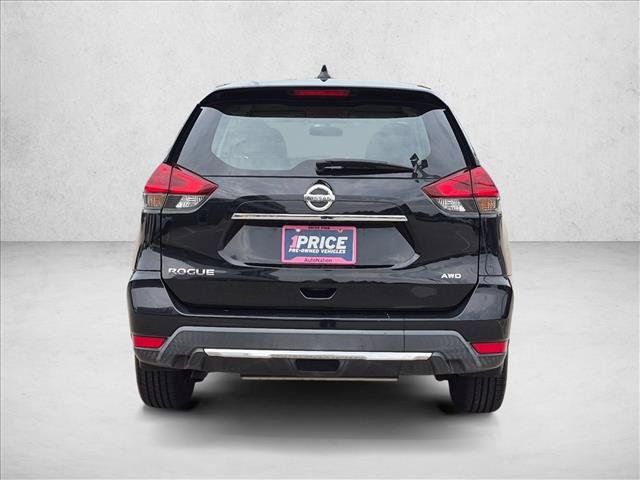 Used 2018 Nissan Rogue S AWD/4WD image 7