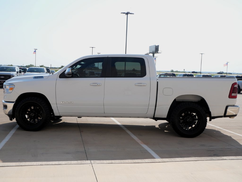 Used 2023 RAM 1500 Laramie AWD/4WD image 3