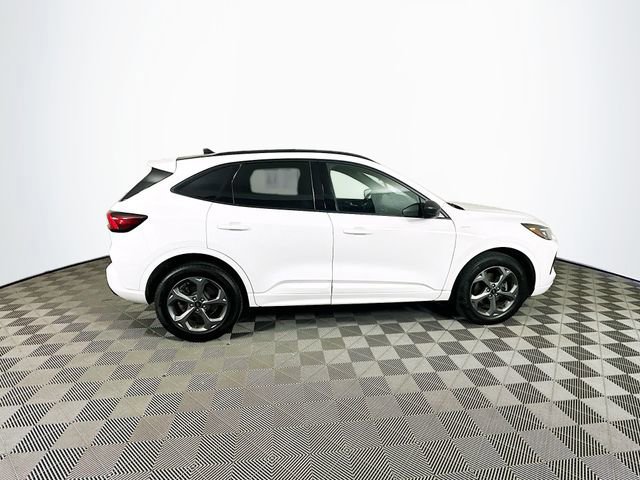 Certified 2023 Ford Escape ST-Line w/ Tech Pack #1 image 6