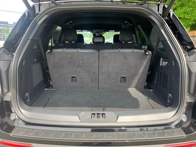 Certified 2025 Ford Explorer ST-Line w/ Premium Package AWD/4WD image 6