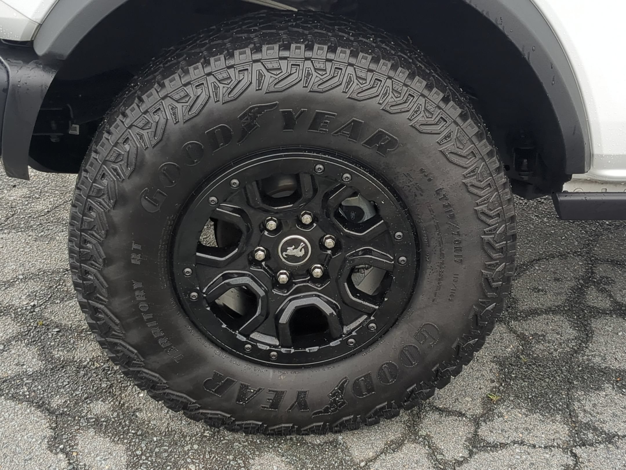 Certified 2025 Ford Bronco Badlands AWD/4WD image 11