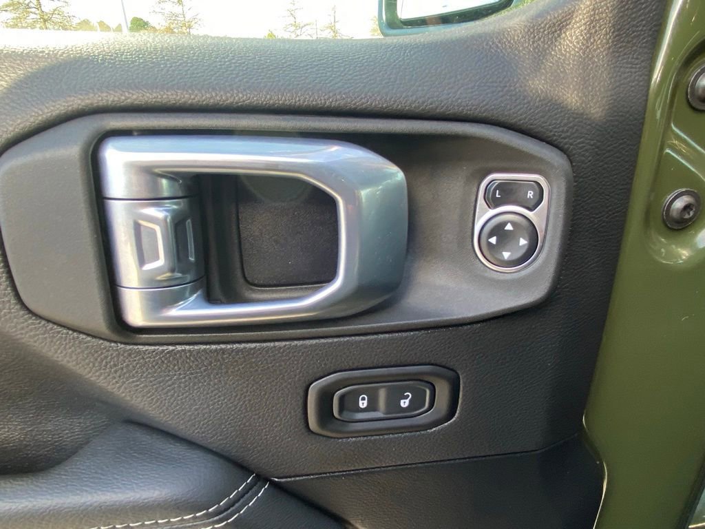Used 2021 Jeep Wrangler Unlimited Sahara w/ Uconnect 4C Nav & Sound Group image 11