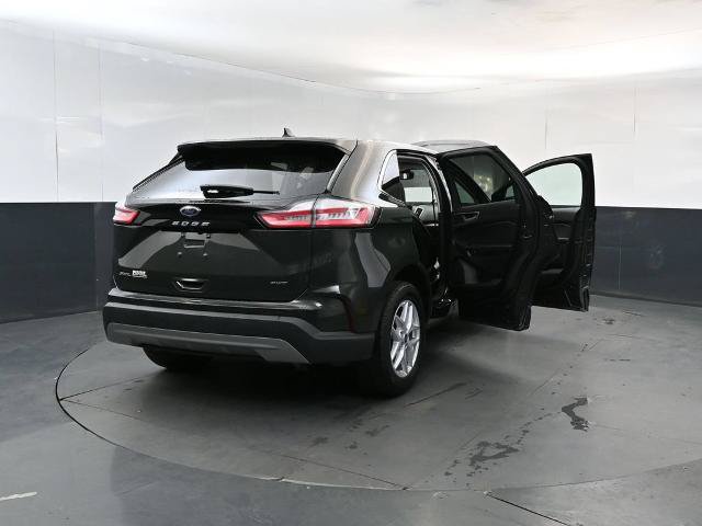 Certified 2022 Ford Edge SEL w/ Convenience Package AWD/4WD image 29