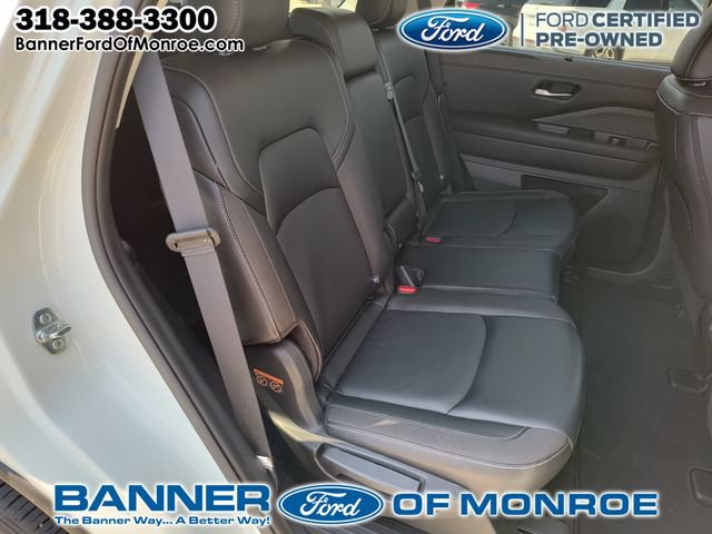 Used 2024 Nissan Pathfinder SL FWD image 25