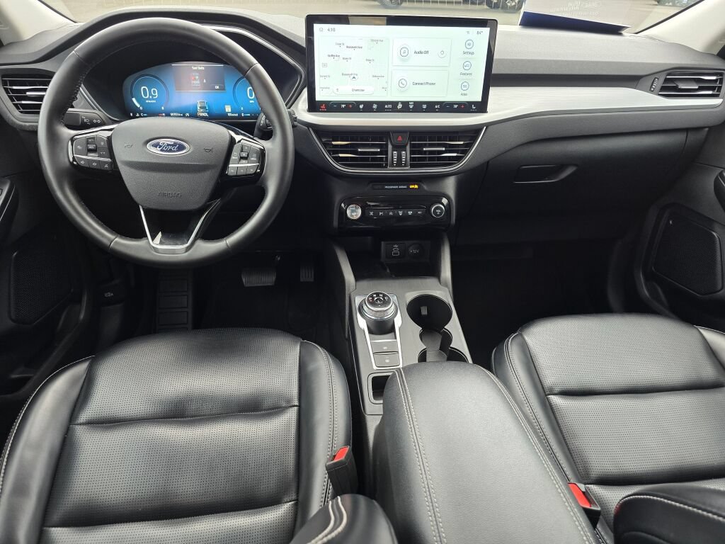 Certified 2024 Ford Escape Platinum AWD/4WD image 19