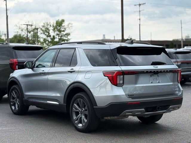 Certified 2025 Ford Explorer Active w/ Active Comfort Package AWD/4WD image 45