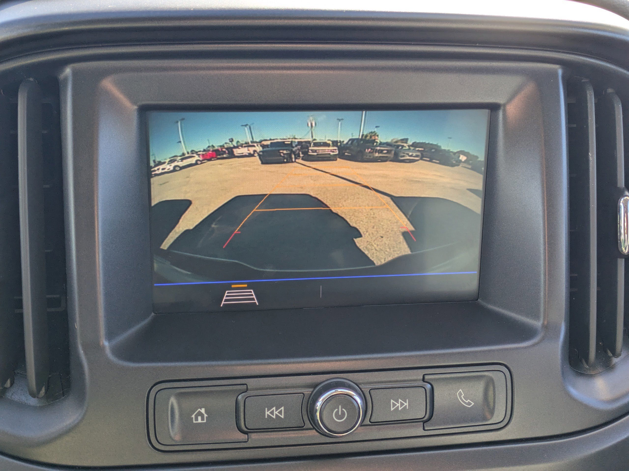 Used 2022 Chevrolet Colorado W/T w/ Custom Special Edition image 22