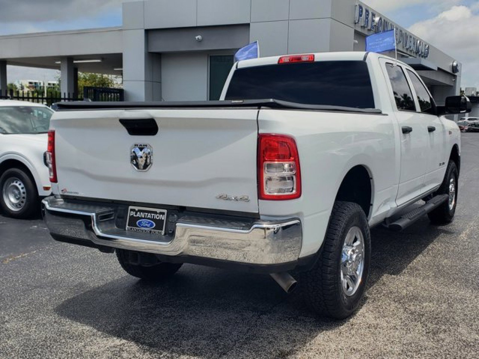 Used 2021 RAM 2500 Tradesman w/ Chrome Appearance Group AWD/4WD image 7