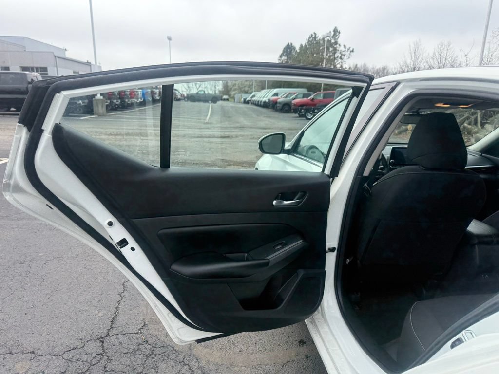 Used 2022 Nissan Altima 2.5 AWD/4WD image 33
