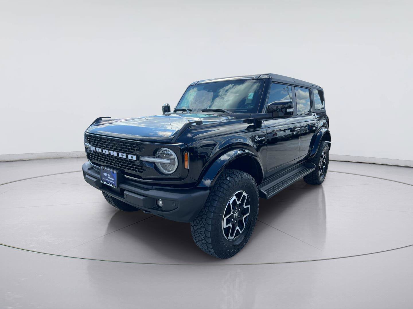 Certified 2025 Ford Bronco Outer Banks AWD/4WD image 7