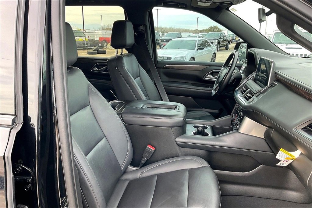 Used 2022 Chevrolet Tahoe Z71 w/ Luxury Package image 30